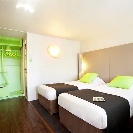 Campanile Lyon Est Aeroport Exupery 호텔 생-로랭-드-뮈르