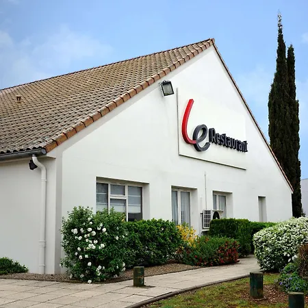 Campanile Lyon Est Aéroport Exupery Saint-Laurent-de-Mure