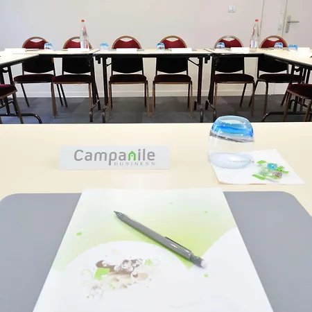 호텔 Campanile Lyon Est Aeroport Exupery